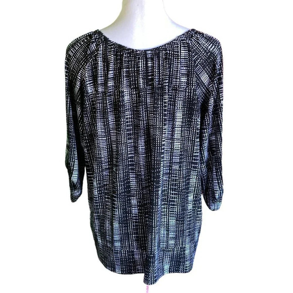 Adrienne Vittadini Knit Crepe Top, Size XL, Black & White Pattern, New with Tags - Picture 6 of 9